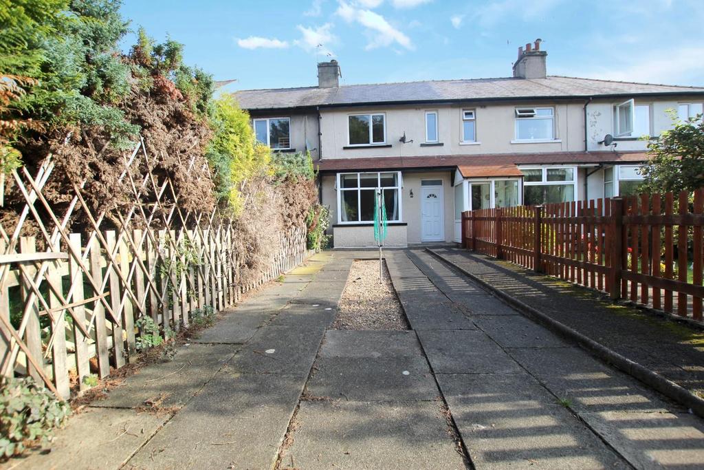 Longwood View, Crossflatts, Bingley 3 bed terraced house £825 pcm (£190 pw)