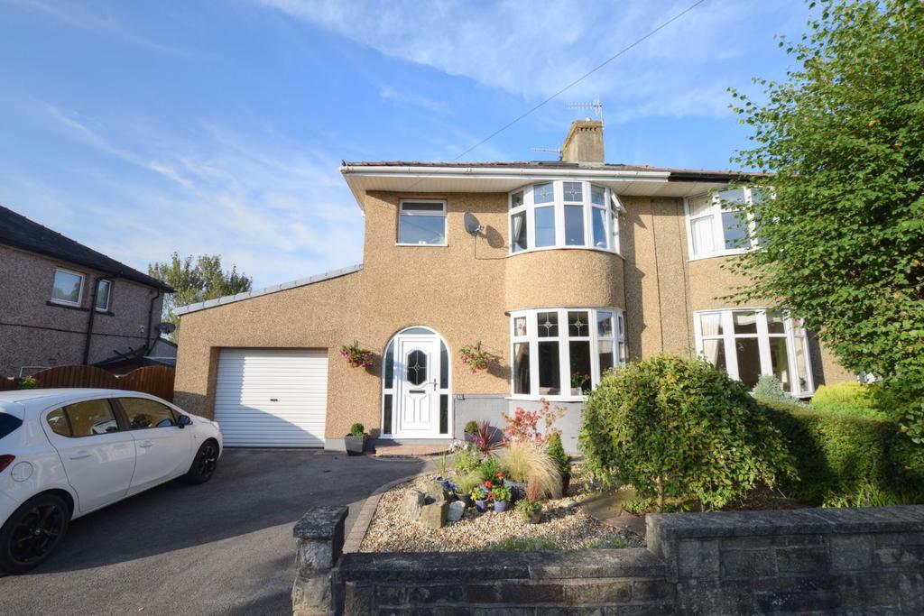 Trent Road, Nelson 3 bed semidetached house £200,000