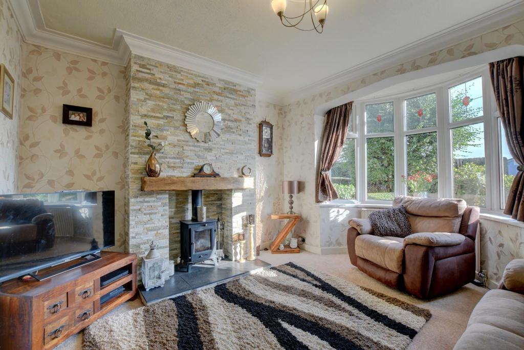 Trent Road, Nelson 3 bed semidetached house £200,000