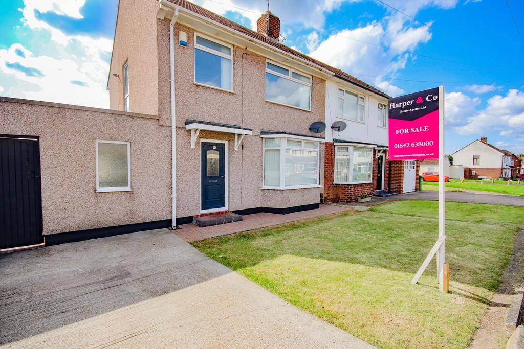 Roseworth Rainford Avenue, Roseworth... 3 bed semi-detached house - £120,000