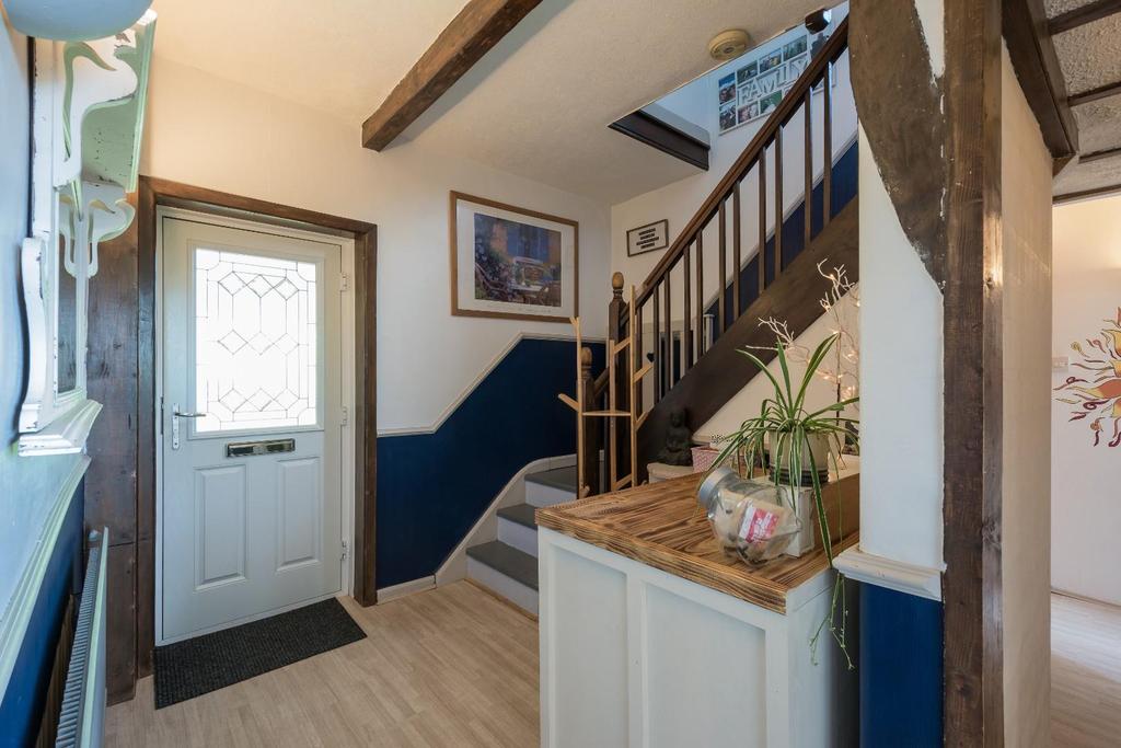 Creswick Avenue, Rosehill, Burnley 4 bed semidetached house £135,000