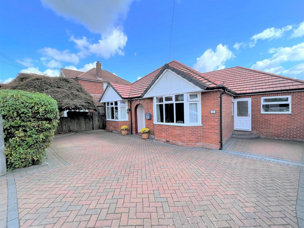 Chandlers Ford 3 bed bungalow for sale £540,000