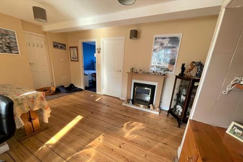 2 bedroom flat for sale - Ferndown