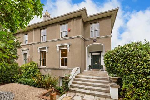 6 bedroom house - 4 Willow Bank, Monkstown, County Dublin