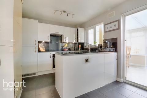 56 Chandos Close, Grange Park, Swindon, SN5 6AJ