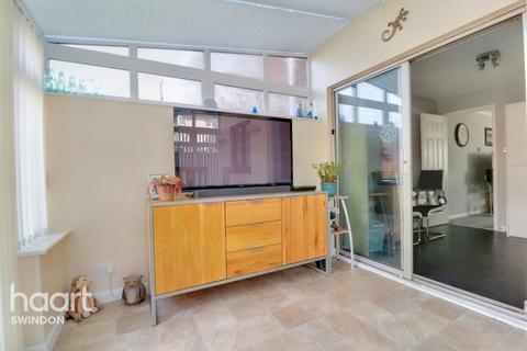 56 Chandos Close, Grange Park, Swindon, SN5 6AJ