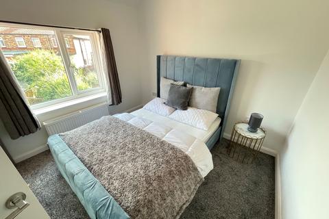 2 bedroom semi-detached house for sale - Harton House Road, Harton, South Shields, Tyne and Wear, NE34 6EA