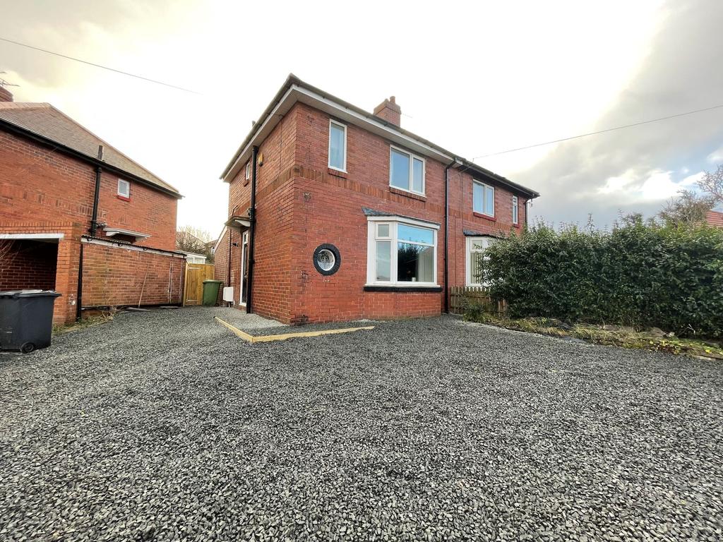 Harton House Road, Harton, South Shields, Tyne and Wear, NE34 6EA 2 bed