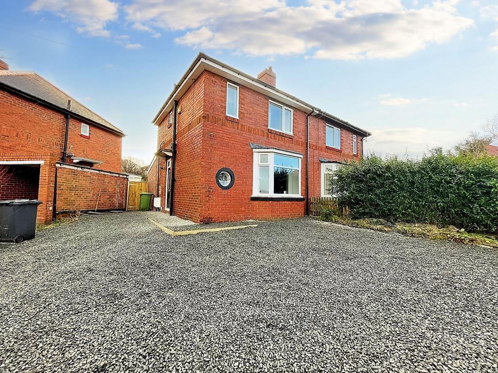 Harton House Road, Harton, South Shields, Tyne and Wear, NE34 6EA 2 bed