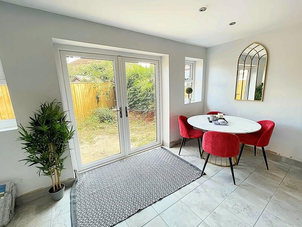 Harton House Road, Harton, South Shields, Tyne and Wear, NE34 6EA 2 bed