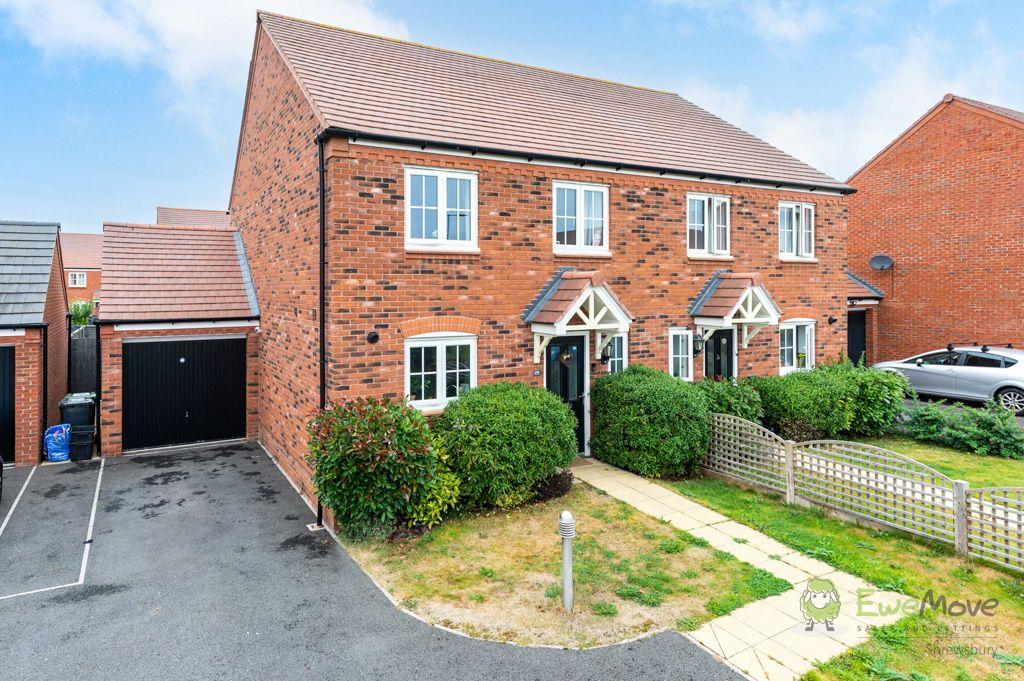 Meadowbout Way, Bowbrook, Shrewsbury... 4 bed semidetached house £