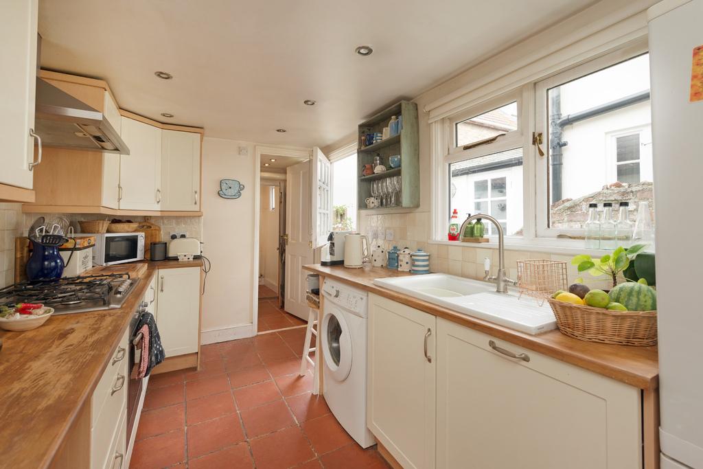 Woodlawn Street, Whitstable 3 bed terraced house £445,000