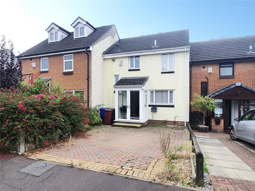 Leopold Way, Blackburn, Lancashire, BB2 3 bed terraced house £155,000