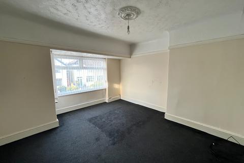 2 bedroom semi-detached house to rent - Stuart Drive, Swanside, Liverpool, L14