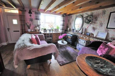 4 bedroom semi-detached house for sale - Crossmead, Lawrenny Road, Cresselly