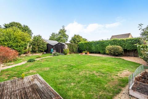 3 bedroom semi-detached house for sale, Middle Barton,  Oxfordshire,  OX7
