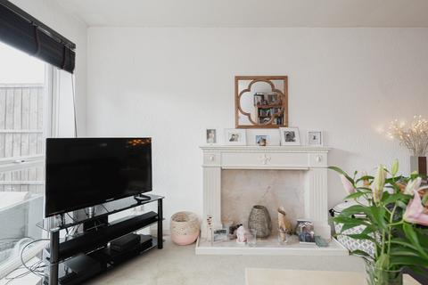 80 Royal Drive, Epsom, KT18 5PR