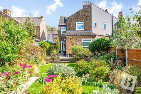 56 Princes Road, Romford, RM1 2SP