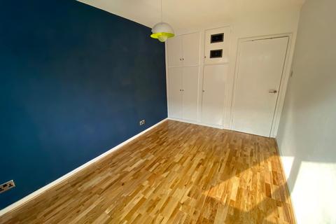 5, Twentywell Court Ladies Spring Drive, Sheffield, S17 3LQ