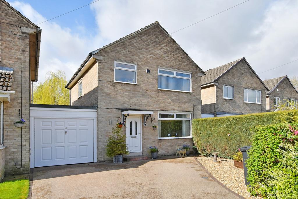 Five Trees Avenue, Dore, S17 3LW 3 bed detached house for sale - £380,000