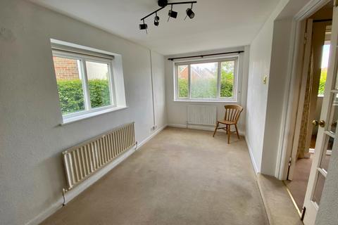 14 Kerwin Close, Sheffield, S17 3DF