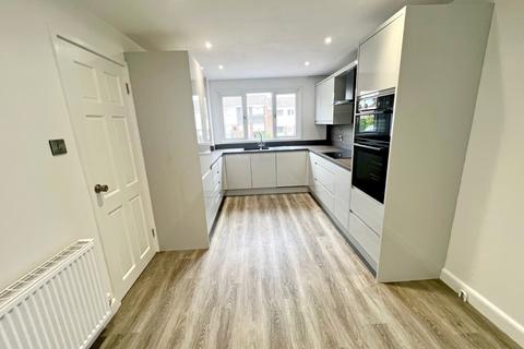 4 Aldam Way, Sheffield, S17 4GD