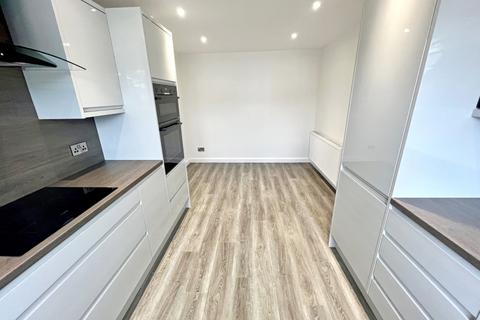 4 Aldam Way, Sheffield, S17 4GD