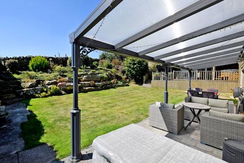 12 Fields End, Oxspring, Sheffield, S36 8WH