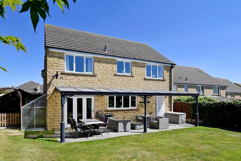 12 Fields End, Oxspring, Sheffield, S36 8WH