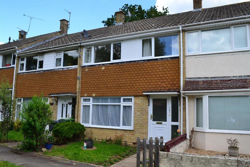 Stephens Road, Tadley, RG26 3 bed terraced house £1,075 pcm (£248 pw)