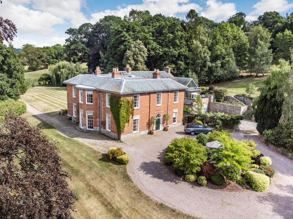 brecon-road-hay-on-wye-hereford-8-bed-detached-house-for-sale