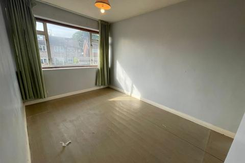 7 Chudleigh Gardens, Sutton, SM1 3DP