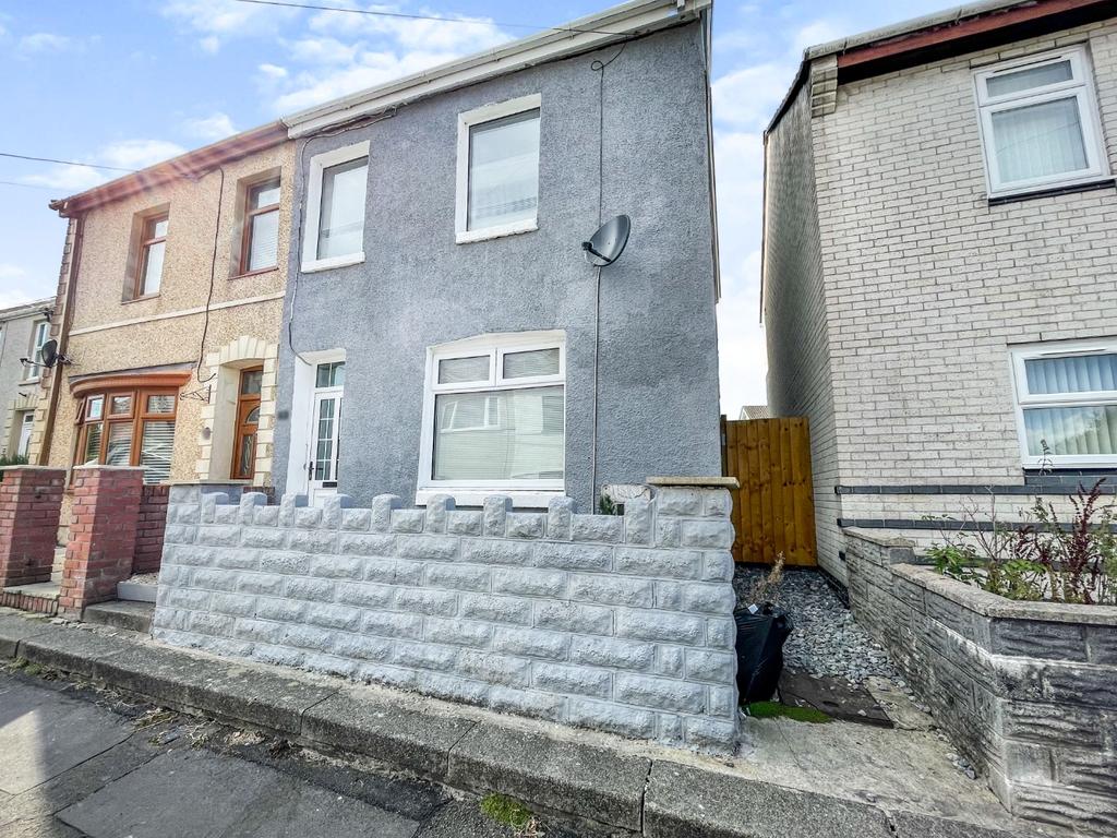 North Road, Loughor, Swansea, West... 3 bed semidetached house £175,000