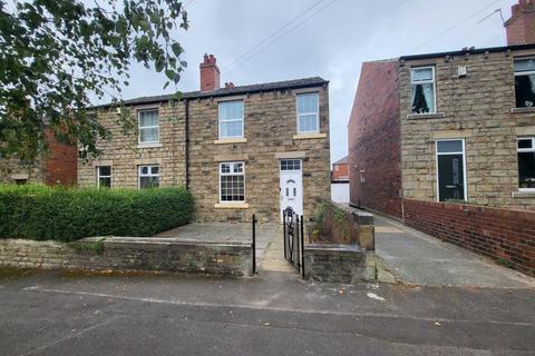3 bedroom semi-detached house to rent, Bywell Road, Dewsbury