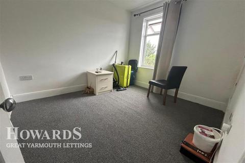 2 bedroom terraced house to rent, Fredrick Road