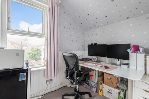 112 Fernbrook Road, London, SE13 5NH