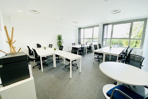 Serviced office to rent - High Street, Epping CM16