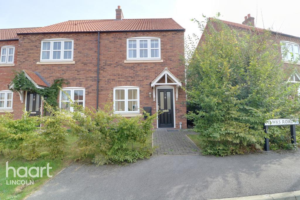 Hawks Road, Welton, Lincoln 2 bed semidetached house £195,000