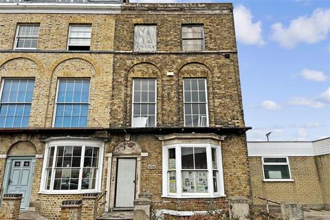 5 bedroom end of terrace house for sale - Zion Place, Margate, Kent