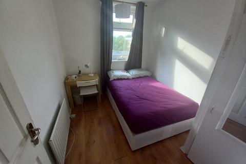 undefined, Canterbury Crescent, London SW9