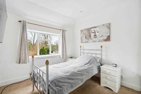 9 Denham Close, Denham, Uxbridge, UB9 4EE