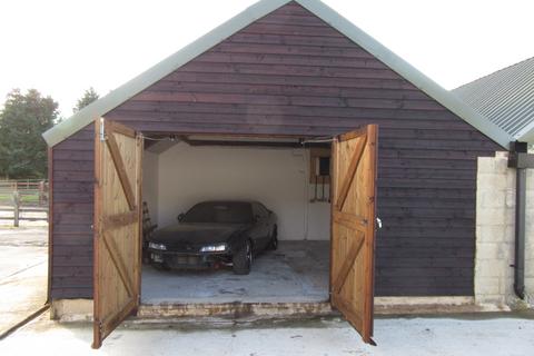 Industrial unit to rent, Between CIRENCESTER and FAIRFORD