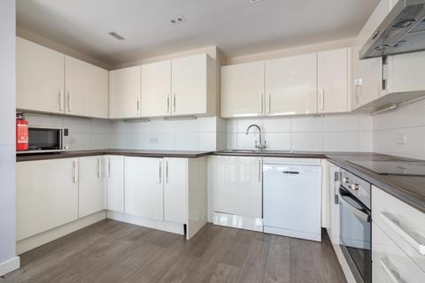 3 bedroom apartment to rent - Pindoria House, Mintern Street, N1