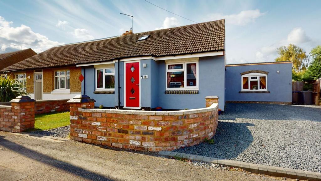 Eastfield Road, Brixworth, Northampton NN6 9ED 4 bed semidetached