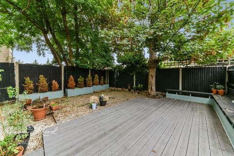 Flat 1, 37 Ravine Grove, London, SE18 2ND