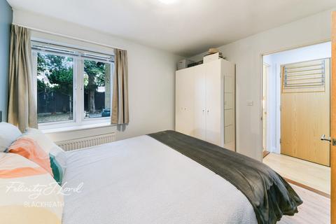 Flat 1, 37 Ravine Grove, London, SE18 2ND