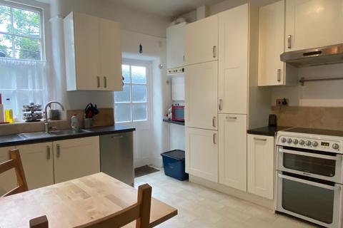 4 bedroom terraced house for sale, 2 Bro Arran, Smithfield Square, Dolgellau LL40 1ES