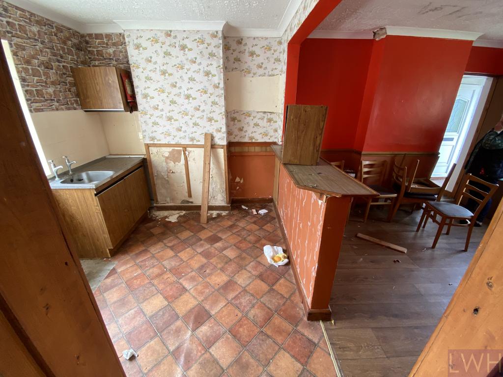 Drome Kitchen