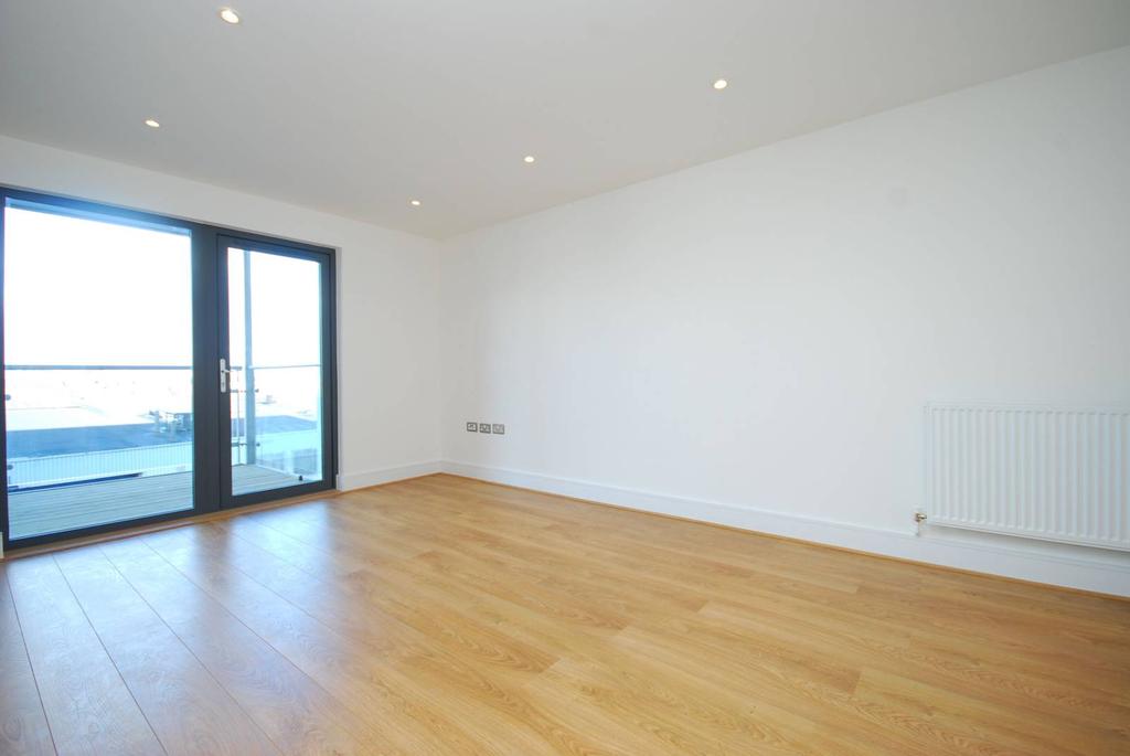 Jupiter House, Canning Town, London, E16 2 bed flat £1,842 pcm (£425 pw)