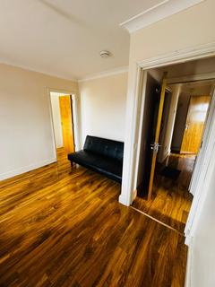 1 bedroom flat to rent, Eastern Avenue, Ilford, Essex, IG2